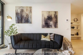 Lavish Condo Prestigious St Kilda Rd Boulevard